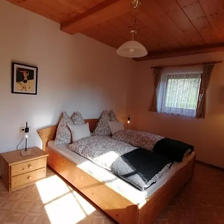 Haus Obweg - Postalm 公寓式酒店 3*